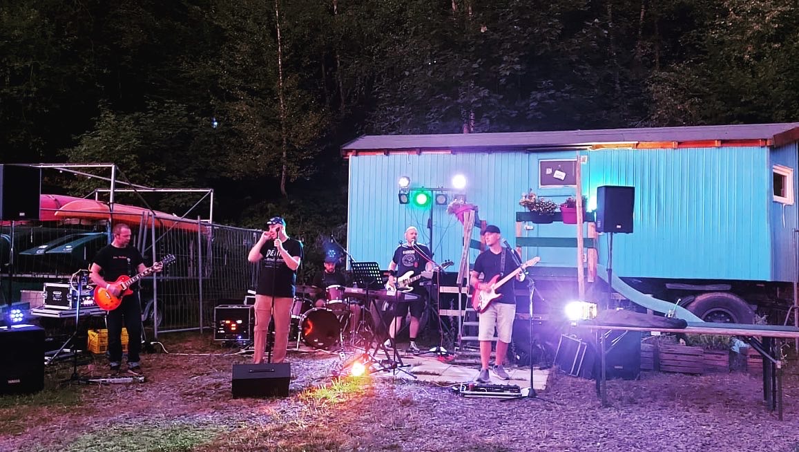 Supernatual Band Foto 5